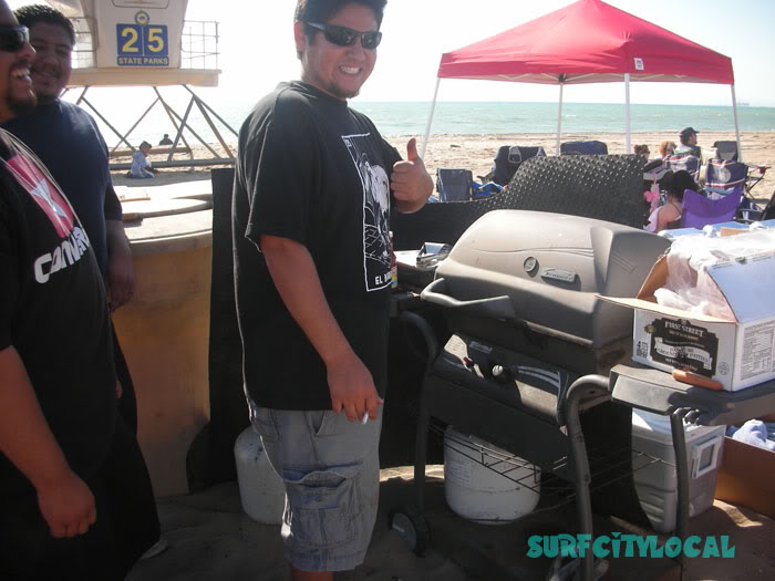 Name:  FUSCION2009BeachBash071.jpg
Views: 25
Size:  63.4 KB