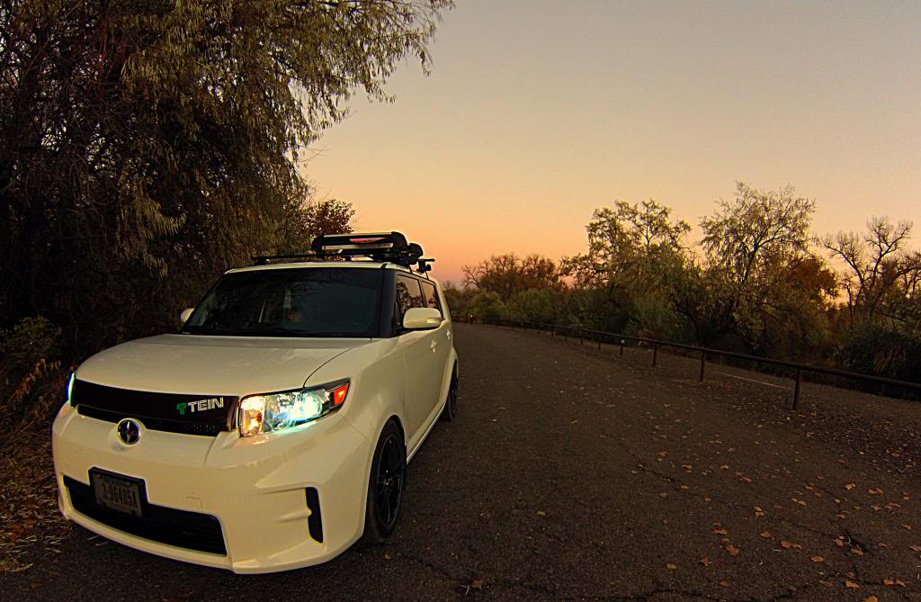 scion xb hood deflector